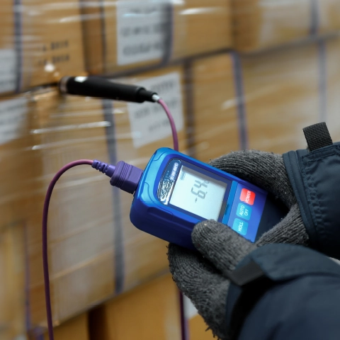 advantages-compliance temperature monitoring in cargo area
